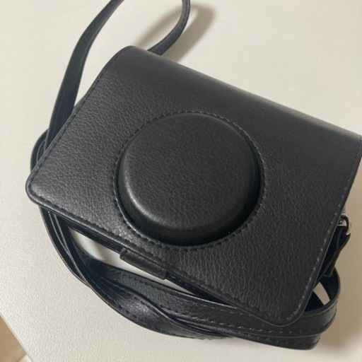 富士フイルム FUJIFILM INS MINI EVO BLACK C [ハイブリッドインスタントカメラ チェキ instax mi