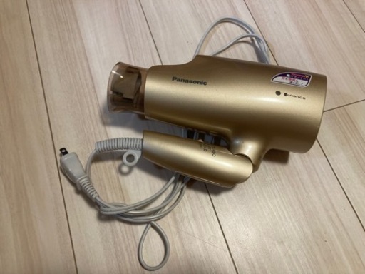 【美品】Panasonicナノケア‼️EH-CNA5A 海外対応✨