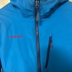 マムート/ダウン/青　Mammut/blueの画像