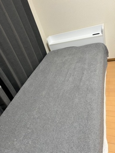 シングルベッド　収納+コンセント付き使用　2ヶ月未満