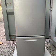 2017年製 冷蔵庫 Panasonic NR-B149W-S 138L シルバー 一人暮らし 単身赴任 