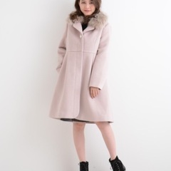 マジェスティックレゴン ファー衿ウエスト切替コートの画像