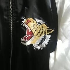 美品です。虎の刺繍のスカジャンLサイズ‼️男女兼用の画像