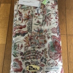 新品　カーテンの画像