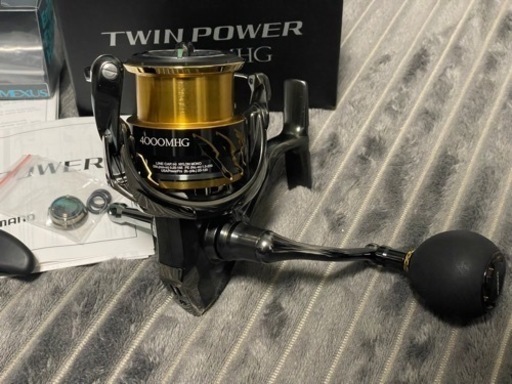 20 ツインパワー　シマノ　4000MHG    美品