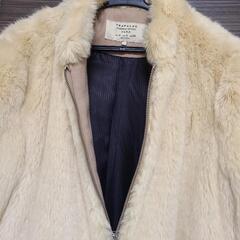ZARA　ファーコート　ザラ　ショートコート　フェイクファーの画像