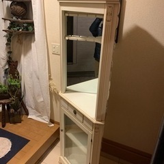 食器棚　アンティーク調　角用
