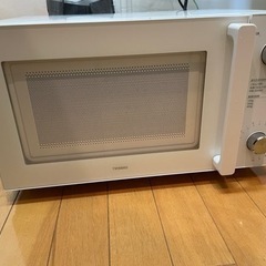 美品　ツインバード　フラット電子レンジ　２０Ｌ　 ホワイト　ＤＲ...