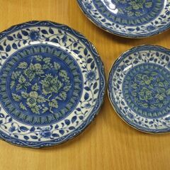 唐草牡丹 組皿揃 WTS-5304 大・小 各5枚の画像