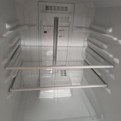 【譲り先決定しました】冷蔵庫 Panasonic NR-B147W-Wの画像