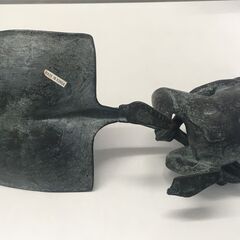 カエルの置物（小物皿）鉄製の画像