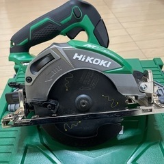 丸鋸、システムケース、マキタバッテリーの画像