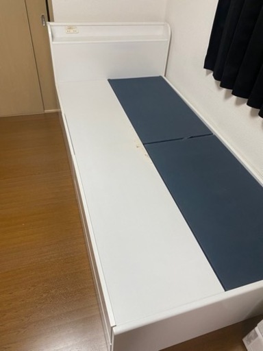 シングルベッド　収納付き