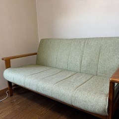 急ぎのためタダで出品します。