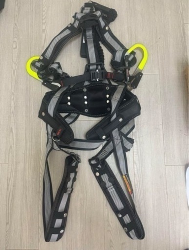 新品同様　タジマ　新規格安全帯　フルハーネスセットGS222  ＜サイズＭ＞