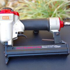 【USED】MAX(マックス株式会社)/エアネイラ TA-225LU/10J(10㎜幅) 現状お渡しの画像
