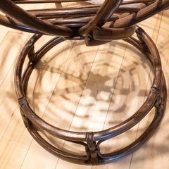 ニトリ パパサンチェア 廃盤品 ラタン 北欧 腰掛け 1人用の画像