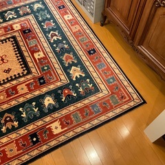 決まりました。大きい段通とカーペット2の画像