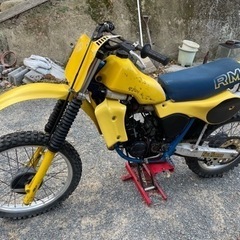 スズキ　RM125