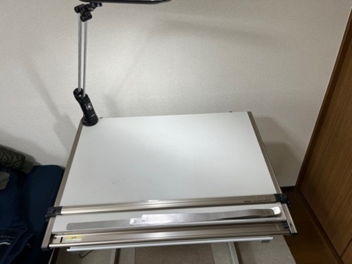 さらに値下げ‼️‼️2月20日の午前10時まで‼️製図台　金沢工業大学