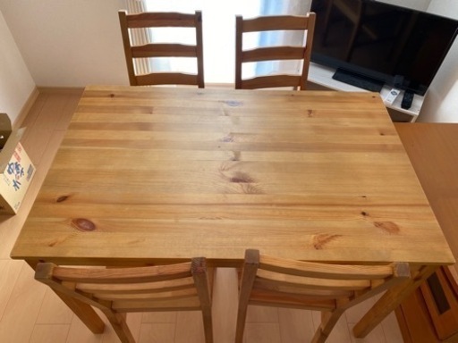 ダイニングテーブル