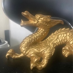 干支 辰年 龍 インテリア 置き物 縁起物 金色 金運アップ 風水 アンティーク ヴィンテージ 現金支払い可能　昭和レトロ オブジェ 骨董品の画像