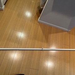 突っ張り棒。110センチから190センチの画像