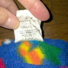 サンリオ 恐竜柄のひざ掛けの画像