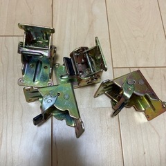 折り畳み金具　diy  折り畳みテーブル　椅子の画像