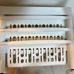 ワゴン キャスター付き 4段の画像