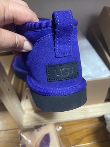 新品未使用　ugg ブーツ　25cm