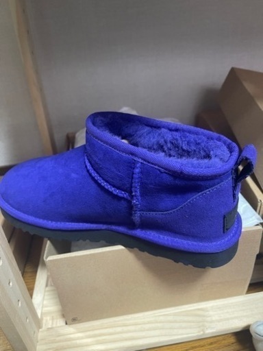 新品未使用　ugg ブーツ　25cm