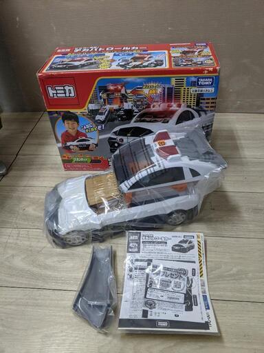 TAKARA TOMYトミカ　ミニカー/ビッグに変身デカパトロールカー新品未使用品