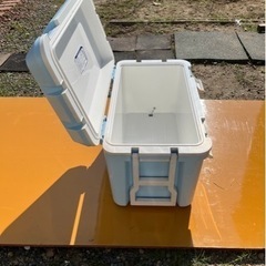 保冷ボックス　46L