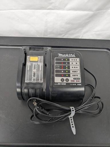 [ST1060] 中古 訳アリ Makita CL140FD 充電式クリーナー 掃除機 充電器付き　バッテリー欠品 現状販売 神田店舗