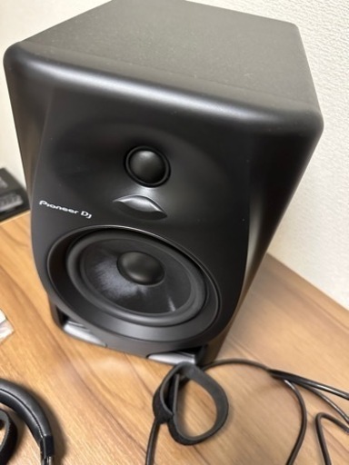 DJコントローラー×スピーカー2個×ヘッドフォン