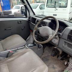 総額16万円 三菱 ミニキャブバン CD ハイルーフ

車検2年取得後渡し

機関良好!

9万キロ台!

ハイルーフ!

集中ドアロック！

カーラジオ！の画像