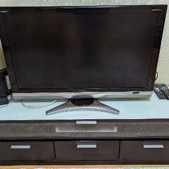 液晶テレビとテレビ台　シャープ