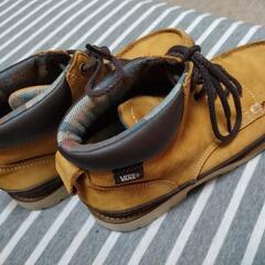 VANSのブーツスニーカー26,5㌢の画像