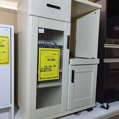 ①モカ 食器棚 レンジ台 キッチンカウンター キッチン収納 キッチンボード 収納棚 北欧 幅約60cm クリーム おしゃれ クリーニング済 堺市 石津 【ジャングルジャングル石津店】の画像