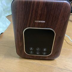 アイリスオーヤマ 加湿器 超音波式 スチーム式(加熱式) ハイブリット式 加湿量 350ml タンク容量 4.5L 10畳 12時間連続加湿 リモコン付 デジタル表示 ミスト3段階 湿度設定可 切タイマー付 卓上 デスク用 PH-UH35-MD 木目ブラウン （2023/2/26 から、あまり使用しない）の画像