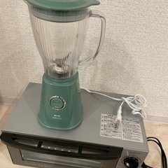 トースターとミキサーセットの画像