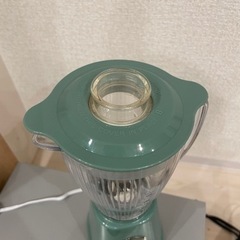 トースターとミキサーセットの画像