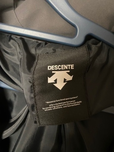 値下げしました。再販！！DESCENTE デサント ジャケット 2022 DOWN