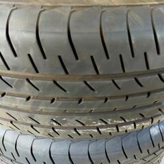 225/60R17 4本　ヨコハマ　ブルーアースE51の画像