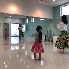 🌺癒しのフラダンス⭐️赤ちゃん連れても　親子さんも踊れる初心者レッスン🌺の画像