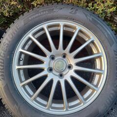 スタッドレスタイヤ　BS 225/60R18　19年製
