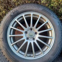 スタッドレスタイヤ　BS 225/60R18　19年製