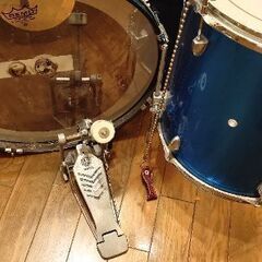 ドラムセットの画像