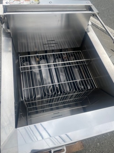 ■美品 中古品 マルゼン 電気フライヤー MEF-18E 2020年 3相200V 付属品多数 450ｘ600ｘ800ｍｍ 動作問題な